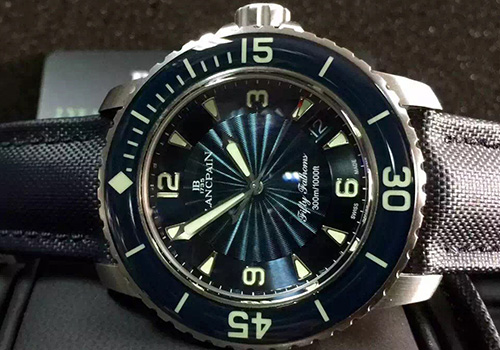 手表維修表盤應該注意一些什么