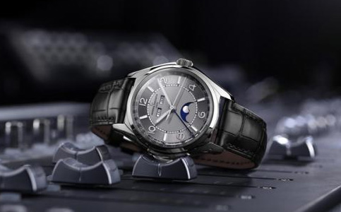 江詩丹頓手表帶扣怎么使用