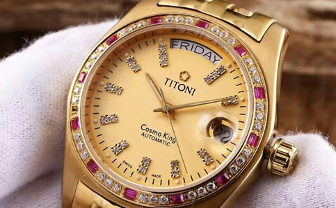 梅花手表藍寶石掉了維修多少錢(梅花手表生銹是因為什么)