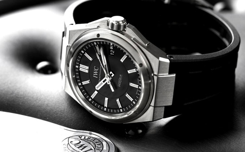 萬國維修服務中心西安電話號碼(萬國手表機芯生銹怎么辦)