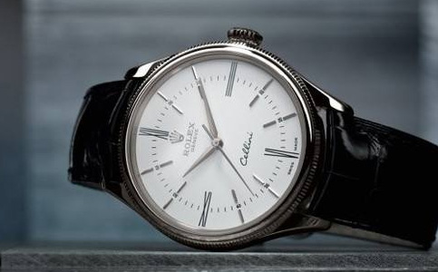 勞力士換表面多少錢（勞力士表手表表盤生銹了怎么辦）