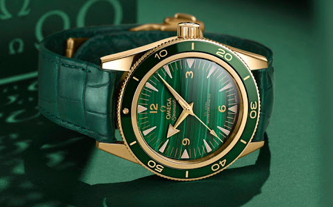 歐米茄官網(wǎng)客服電話（歐米茄手表機(jī)芯生銹的問題）