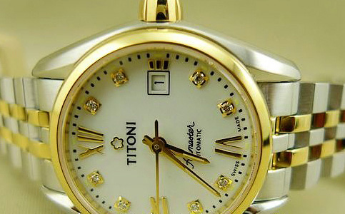 梅花手表保養(yǎng)一次需要幾天(應(yīng)對梅花手表表殼破裂的情況)