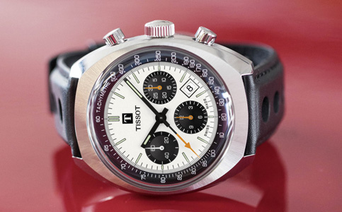 天梭手表維修點(diǎn)服務(wù)熱線(天梭手表的表蒙開始起霧)